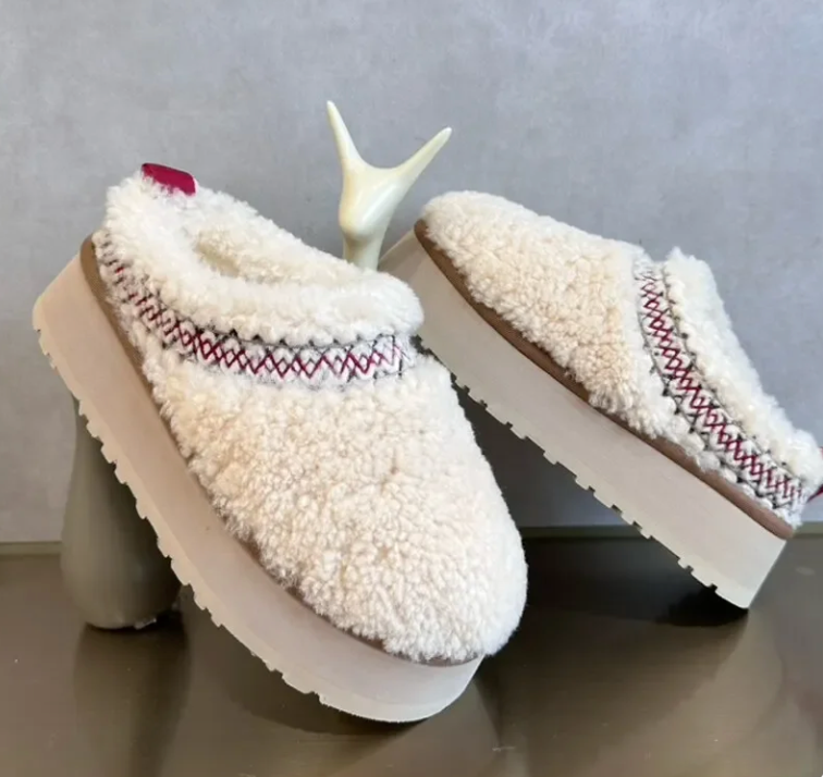 GANOOGA | COZY BOOTS